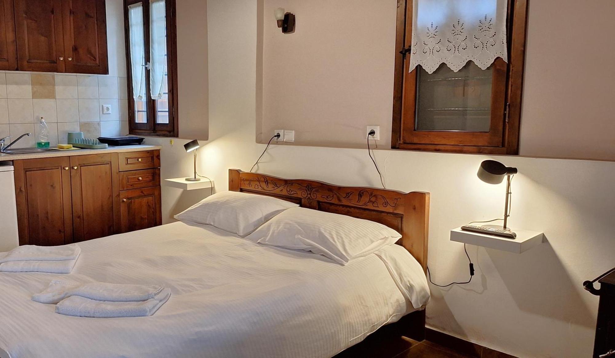 Appartement Kastania Gi à Palaios Panteleimonas Extérieur photo