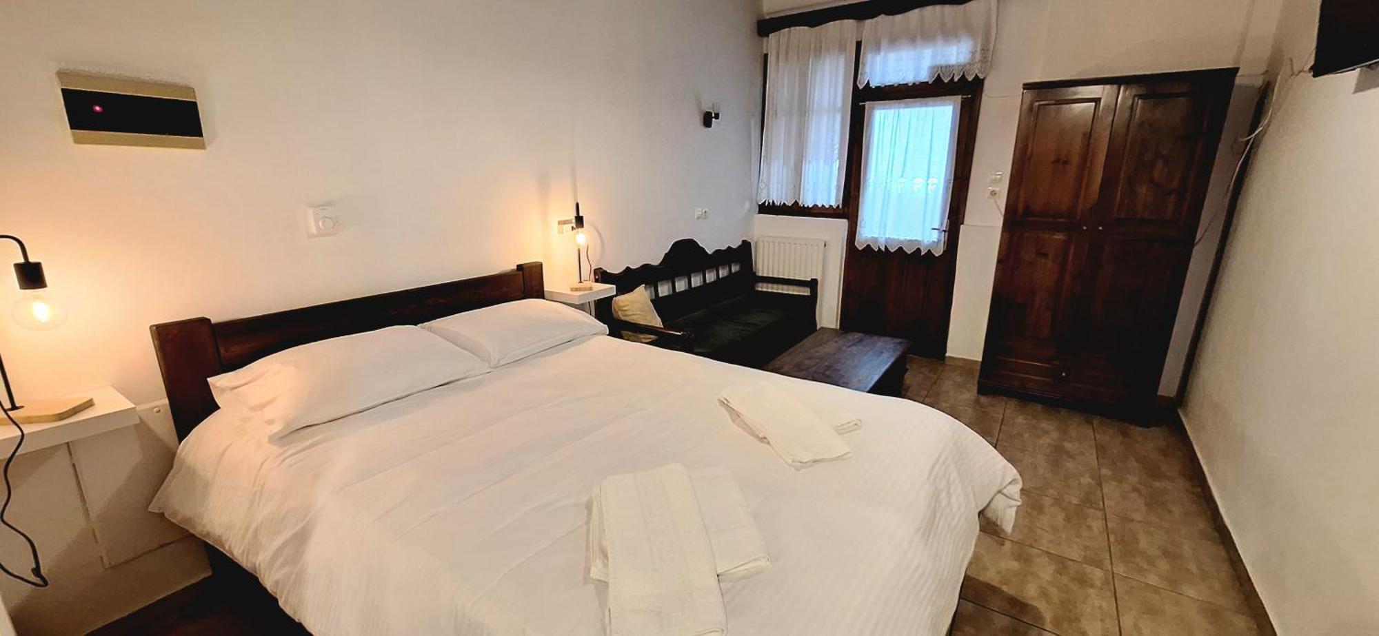 Appartement Kastania Gi à Palaios Panteleimonas Extérieur photo