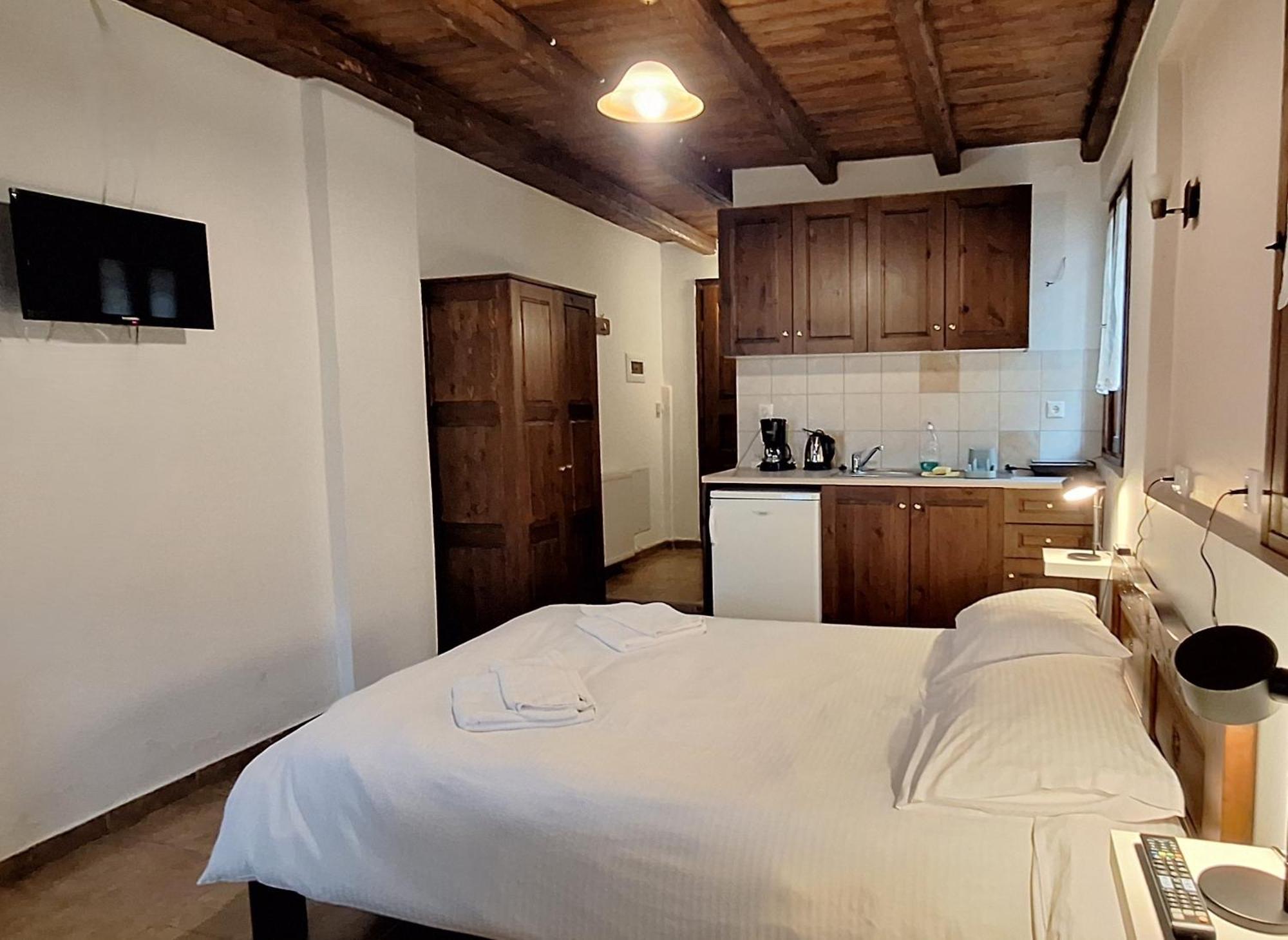 Appartement Kastania Gi à Palaios Panteleimonas Extérieur photo