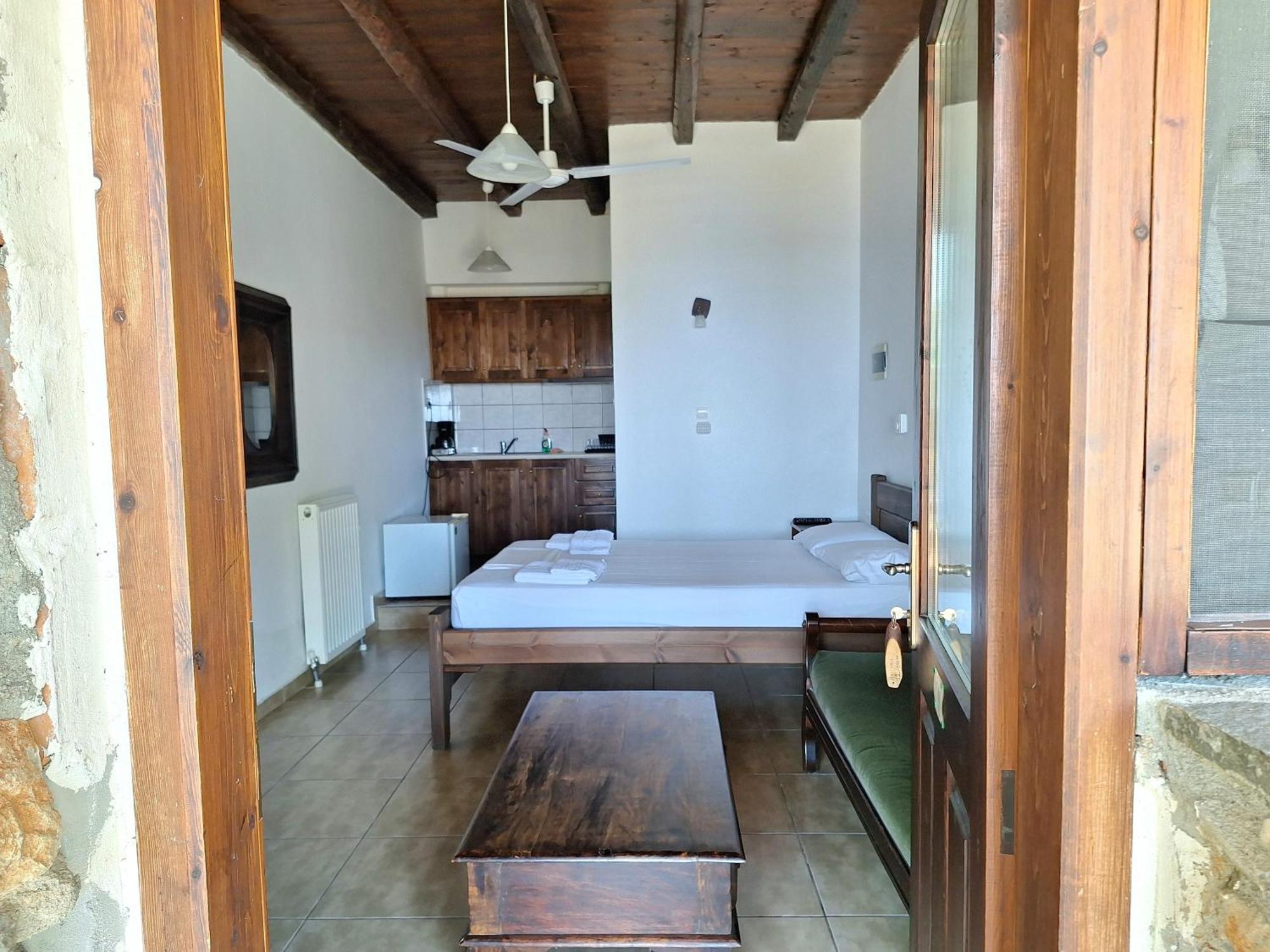 Appartement Kastania Gi à Palaios Panteleimonas Chambre photo