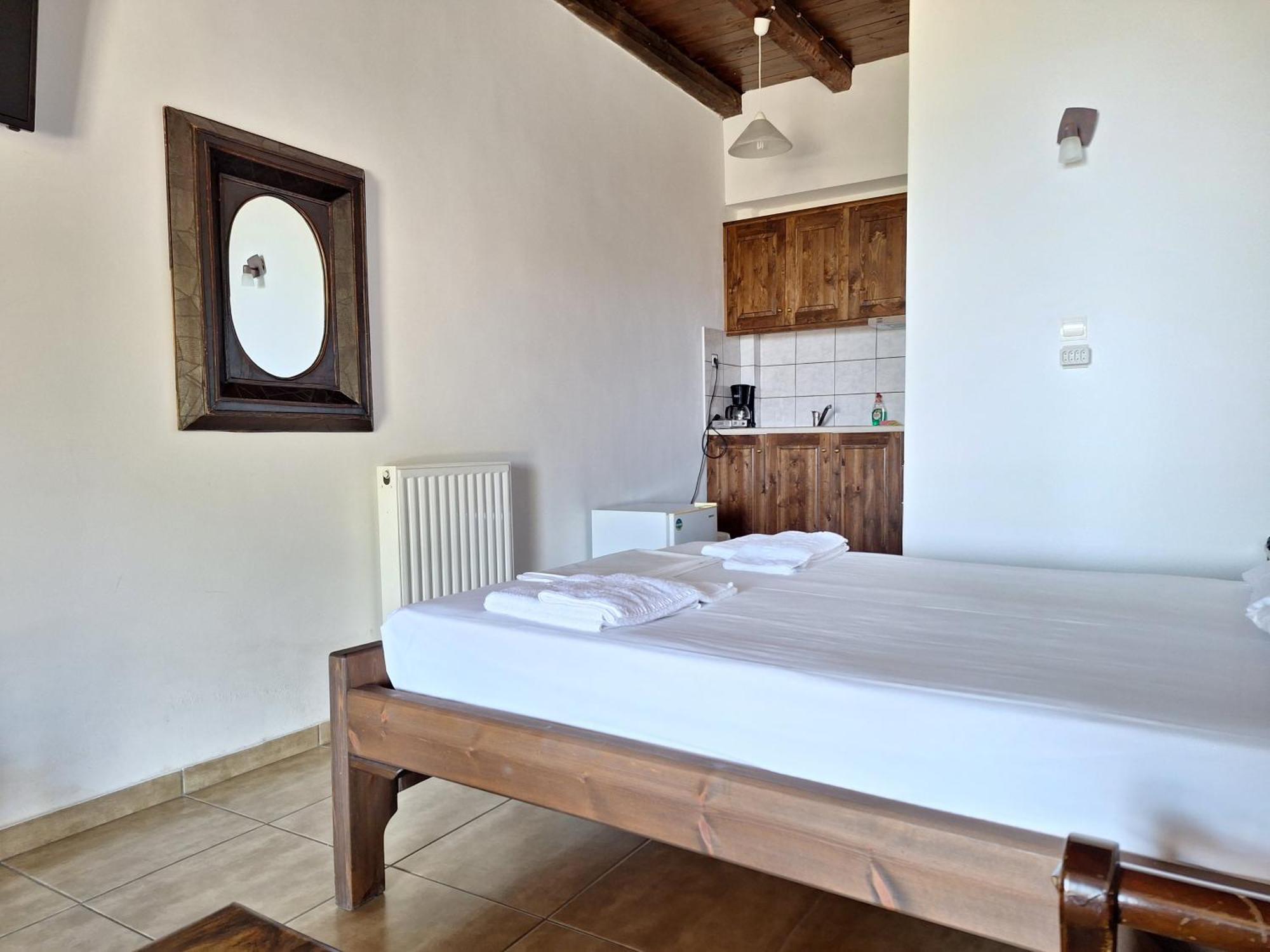 Appartement Kastania Gi à Palaios Panteleimonas Extérieur photo