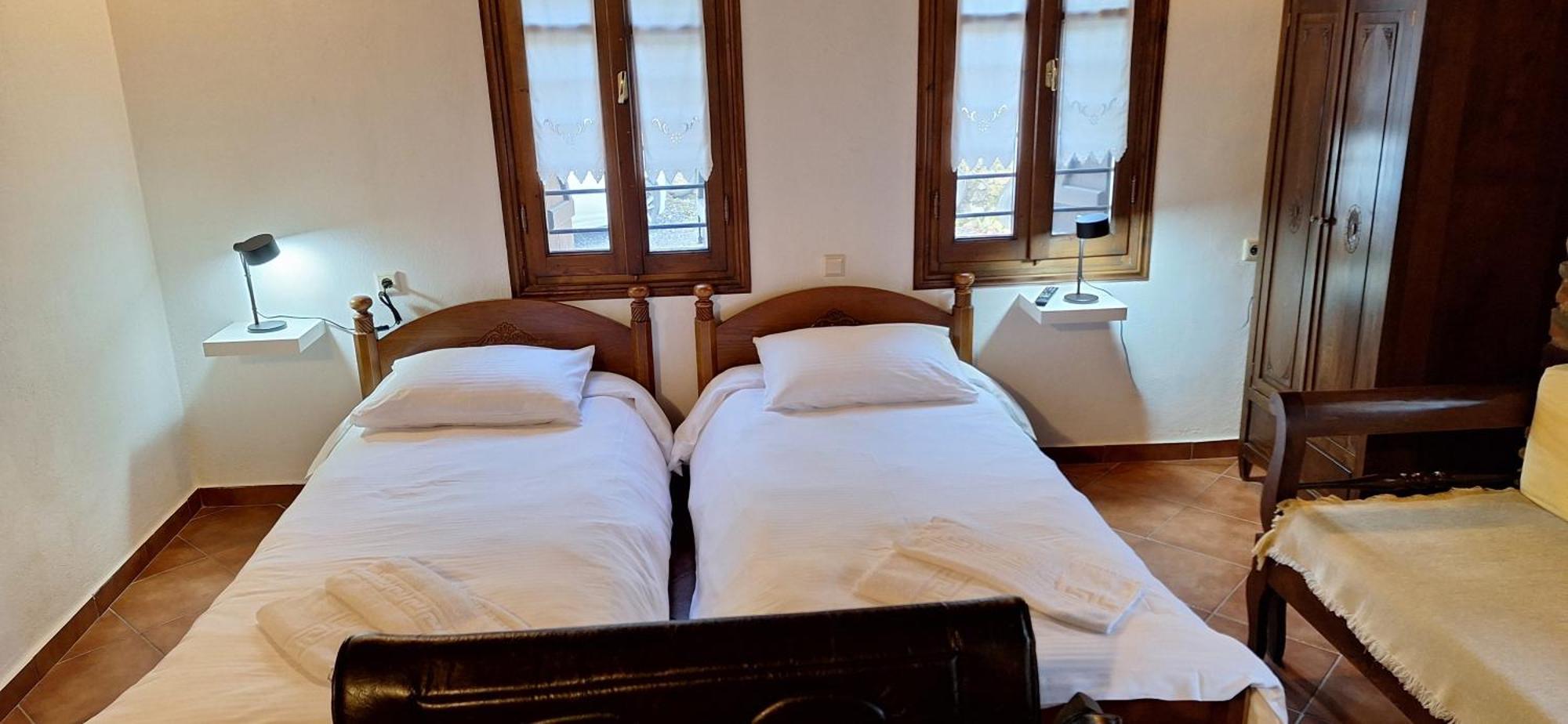 Appartement Kastania Gi à Palaios Panteleimonas Extérieur photo